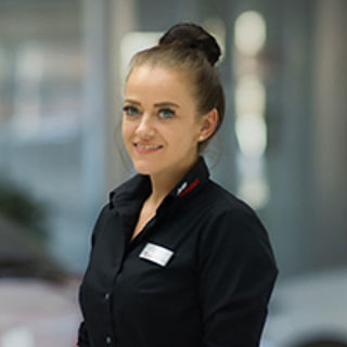 Nadine Kilian / Abteilung Service