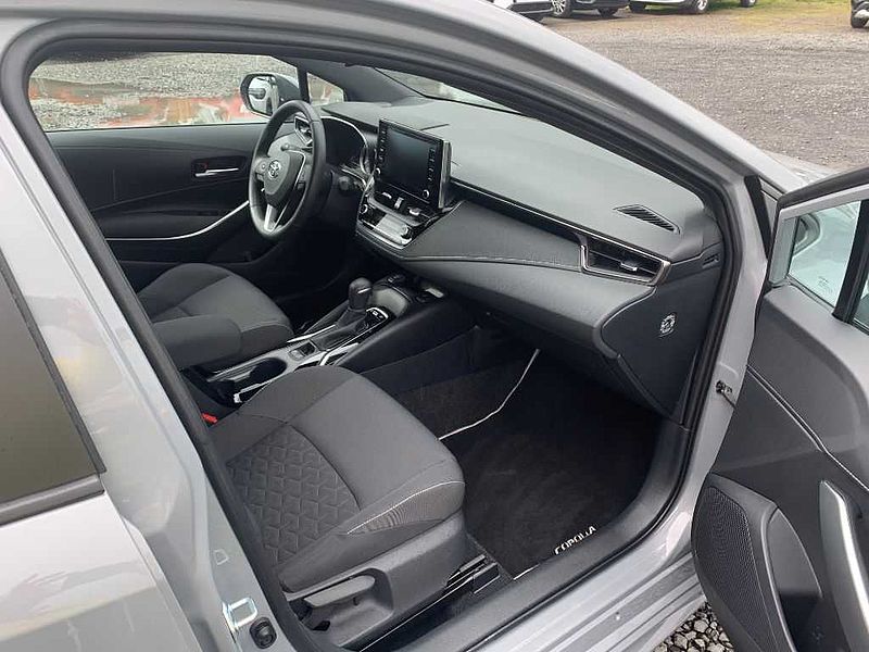 Toyota Corolla 1.8 Hybrid Comfort 5-Türer+Business+Kamera+Bluetooth+Sitzh. +LM-Felgen